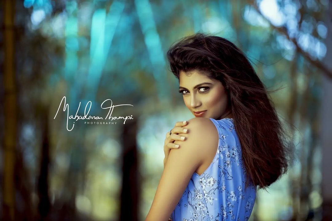 മാലാഖയെ പോലെ തിളങ്ങി ചക്കപ്പഴം താരം ശ്രുതി രജനീകാന്ത്; ഒപ്പം ടാറ്റൂ പൊളിച്ചെന്നും ആരാധകര്‍