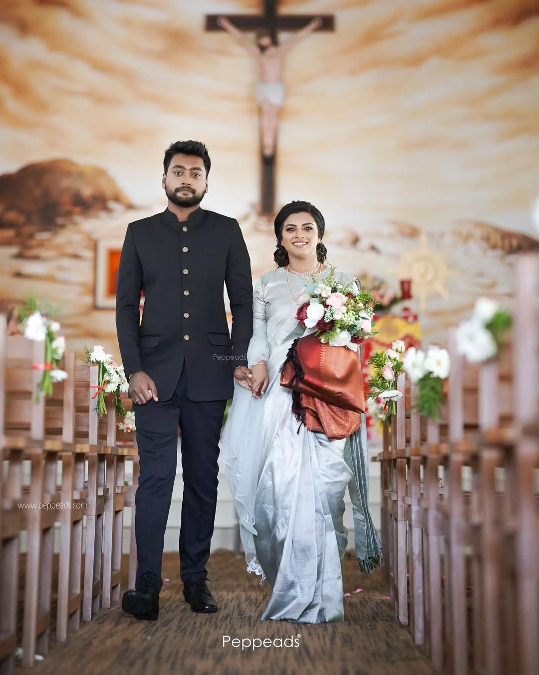  ലിജോമോൾ ജോസിന്റെ വിവാഹ ചിത്രങ്ങൾ പുറത്ത്..ക്രിസ്ത്യൻ ആചാര പ്രകാരം അണിഞ്ഞൊരുങ്ങി താരം