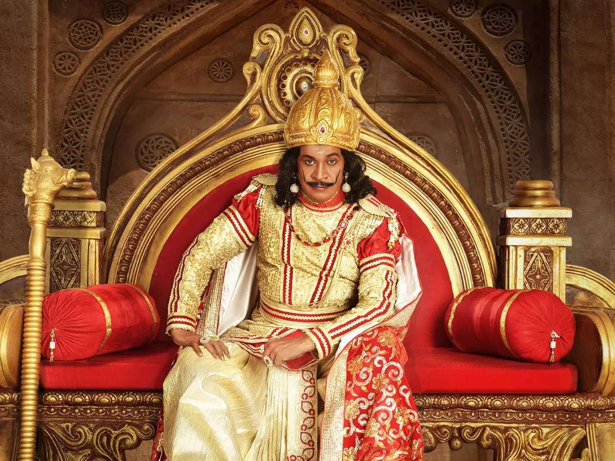 தம்பி போங்க தம்பி நாங்க பாக்காத ஃபர்ஸ்ட் லுக் போஸ்டரா...! வைகைப்புயல் வடிவேலு ரிட்டன்ஸ் அஸ் நாய் சேகர்...! இணையத்தை கலக்கும் நாய் சேகர் போஸ்டர்!  