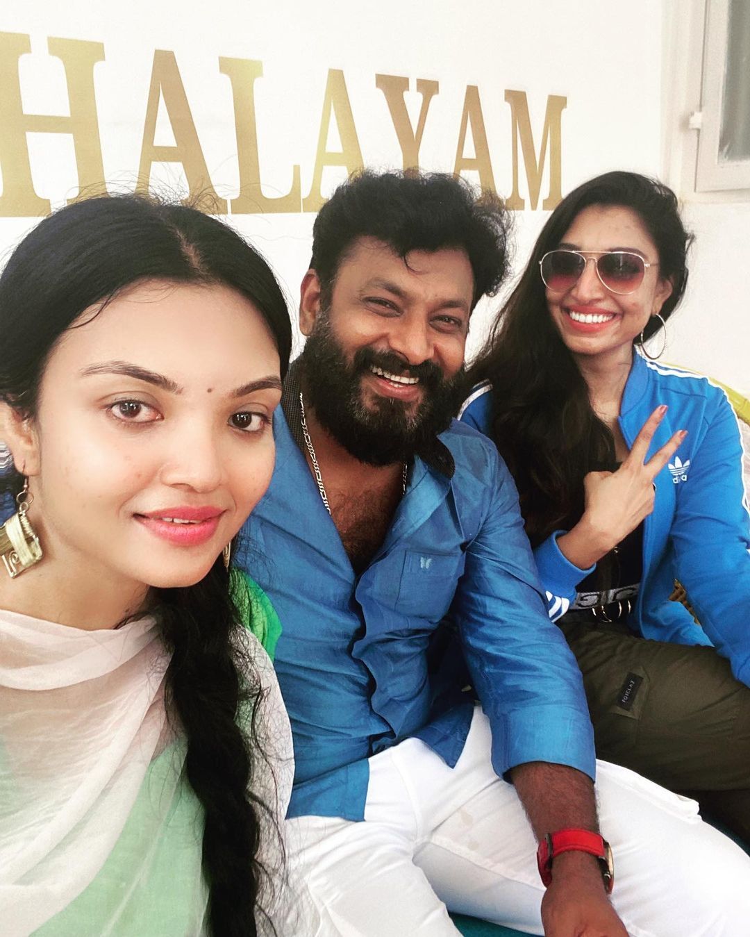 പുത്തന്‍ ലുക്കില്‍ ഞെട്ടിച്ച് സൂര്യ ജെ മേനോന്‍:  തകര്‍ത്തെന്ന് ആരാധകര്‍