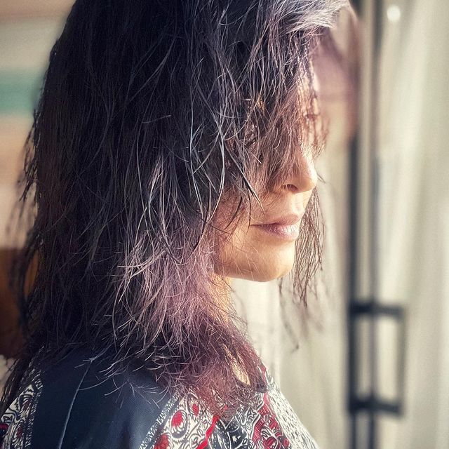 എന്തൊരു ഹാപ്പിയാണ്!! ഈ ചിരിക്ക് പിന്നിലുള്ള രഹസ്യം അറിയുമോ? ലെനയുടെ വൈറല്‍ ഫോട്ടോസ്