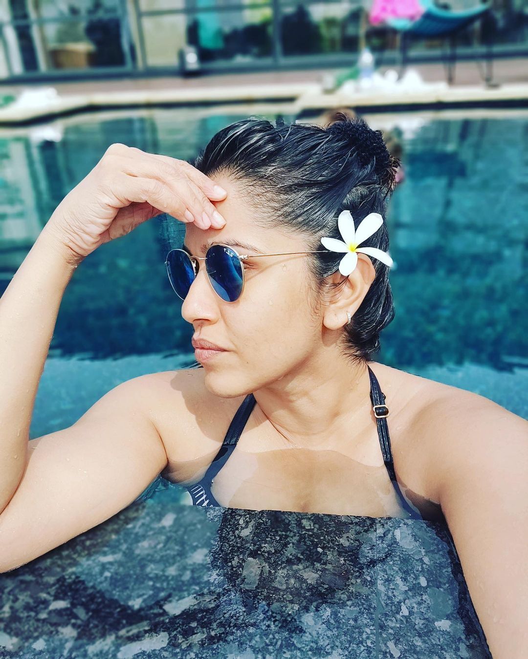  സ്വിമ്മിംഗ് പൂളിൽ കാമുകൻ ശരതിനൊപ്പം രഞ്ജിനി ഹരിദാസ് ..ചിത്രങ്ങൾ വൻ വൈറൽ