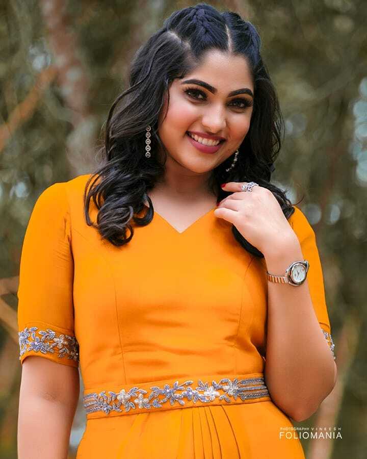  ലോകം എന്തും പറയട്ടെ: മകള്‍ കിയാരയ്ക്കൊപ്പമുള്ള ചിത്രവുമായി നടി മുക്ത