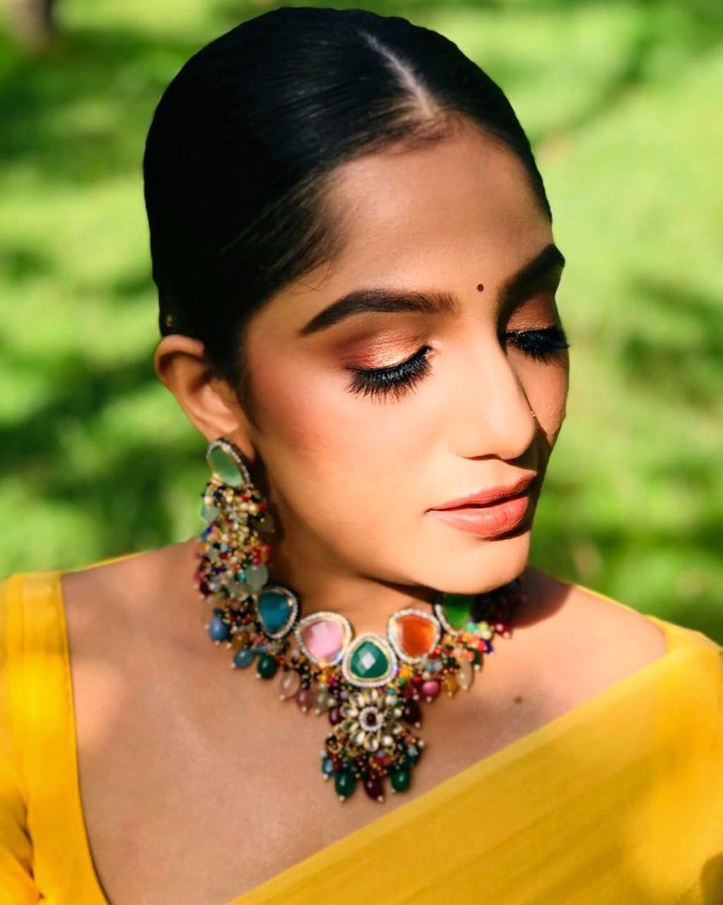  ബ്ലൂ സാരി അണിഞ്ഞാൽ ഇത്രയും സുന്ദരിയാകുമോ?.. വൻ ലുക്ക് എന്ന് ആരാധകർ.. ആര്യയുടെ പുതിയ ഫോട്ടോഷൂട്ട് 