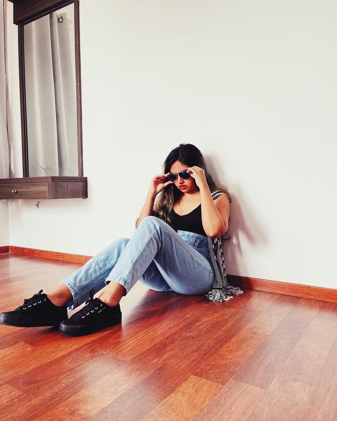  'സൺ കിസ്ഡ്'.....'ഹേയ് ബ്യൂട്ടി'യെന്ന് ആരാധകർ..കറുപ്പ് ഫ്ളോറൽ സാരിയിൽ ശാലിൻ സോയയുടെ ചിത്രങ്ങൾ വൈറൽ