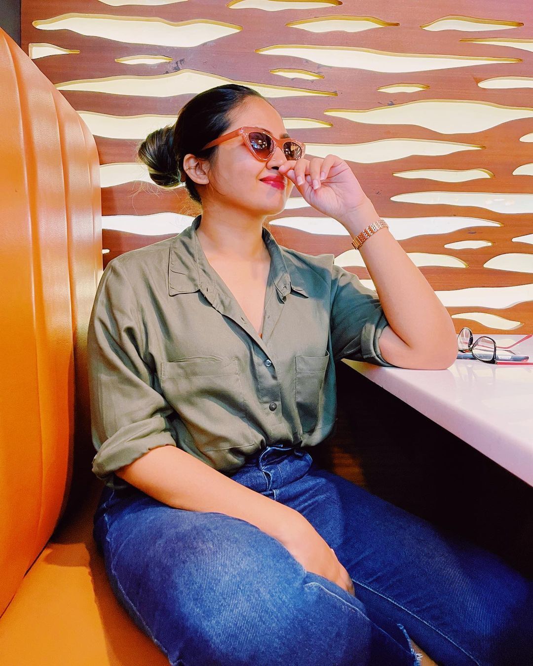  'സൺ കിസ്ഡ്'.....'ഹേയ് ബ്യൂട്ടി'യെന്ന് ആരാധകർ..കറുപ്പ് ഫ്ളോറൽ സാരിയിൽ ശാലിൻ സോയയുടെ ചിത്രങ്ങൾ വൈറൽ