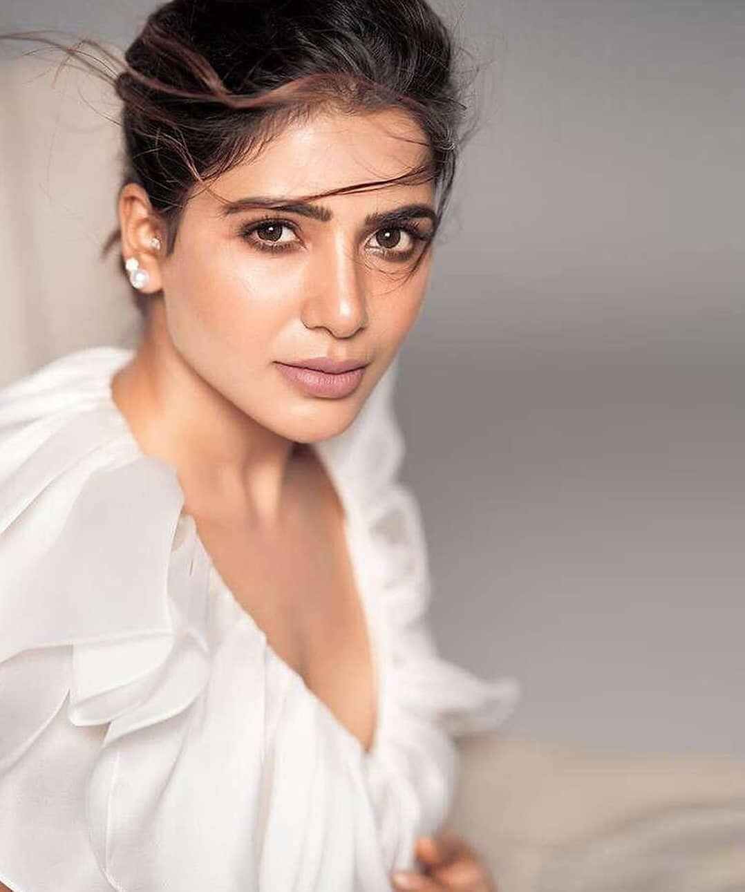 വിവാഹ ബന്ധം വേര്‍പ്പെടുത്തിയ ശേഷം സാമന്തയുടെ യാത്ര; കൂടെ ആരെന്ന് അറിയുമോ? ചിത്രങ്ങള്‍