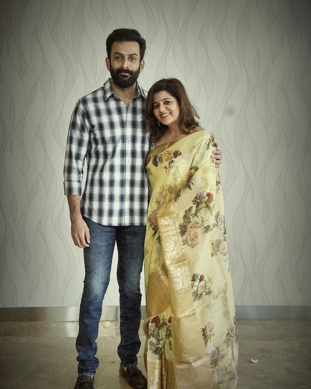 ഈ ചിത്രത്തിന് എത്ര വര്‍ഷം പഴക്കമുണ്ടെന്ന് അറിയുമോ? പൃഥ്വിരാജിനൊപ്പമുള്ള ഫോട്ടോ പങ്കുവച്ച് സുപ്രിയ മേനോന്‍