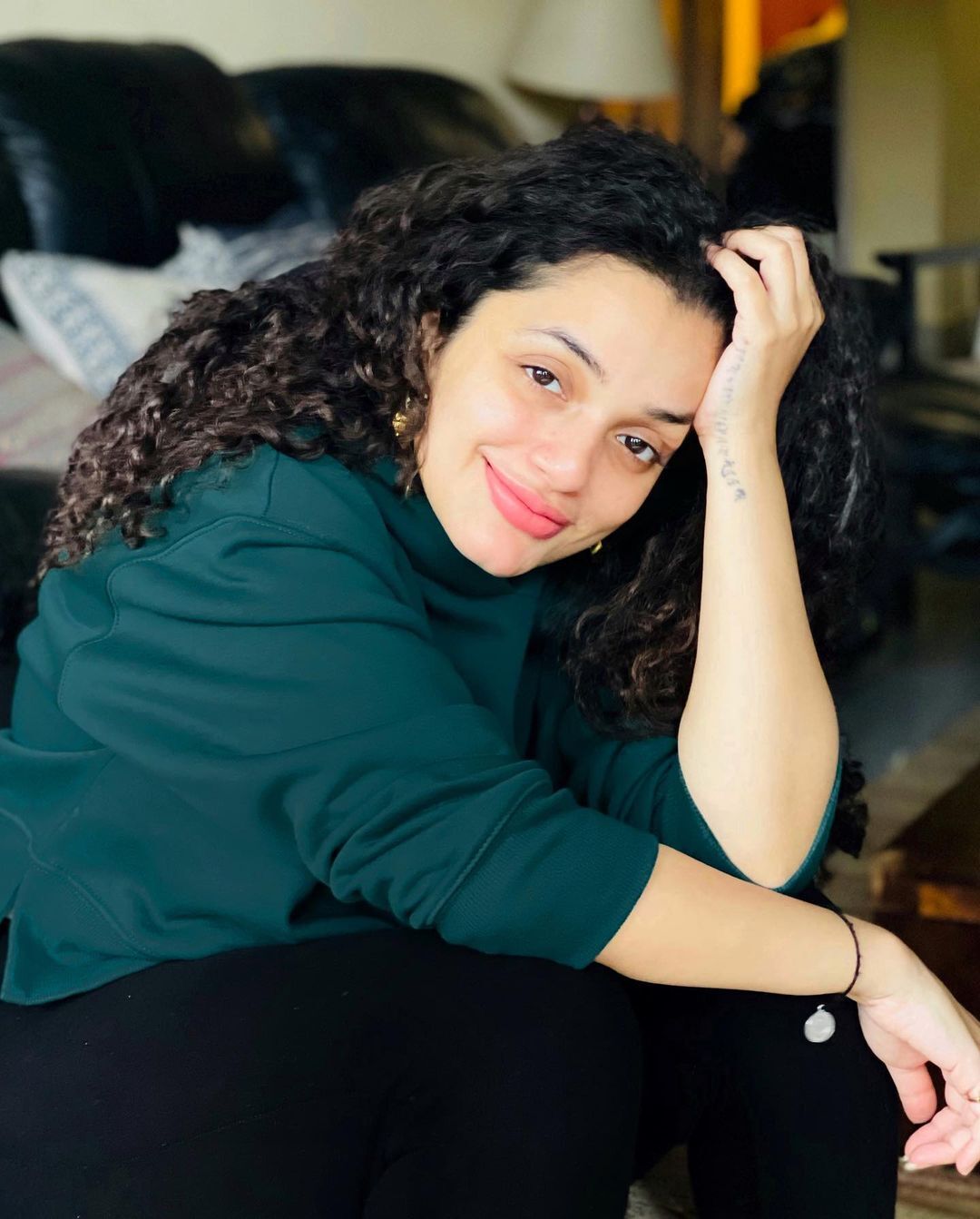 തിരിച്ച് വരവില്‍ ഞെട്ടിക്കാന്‍ ആന്‍ അഗസ്റ്റിന്‍: വൈറലായി പുത്തന്‍ ചിത്രങ്ങള്‍