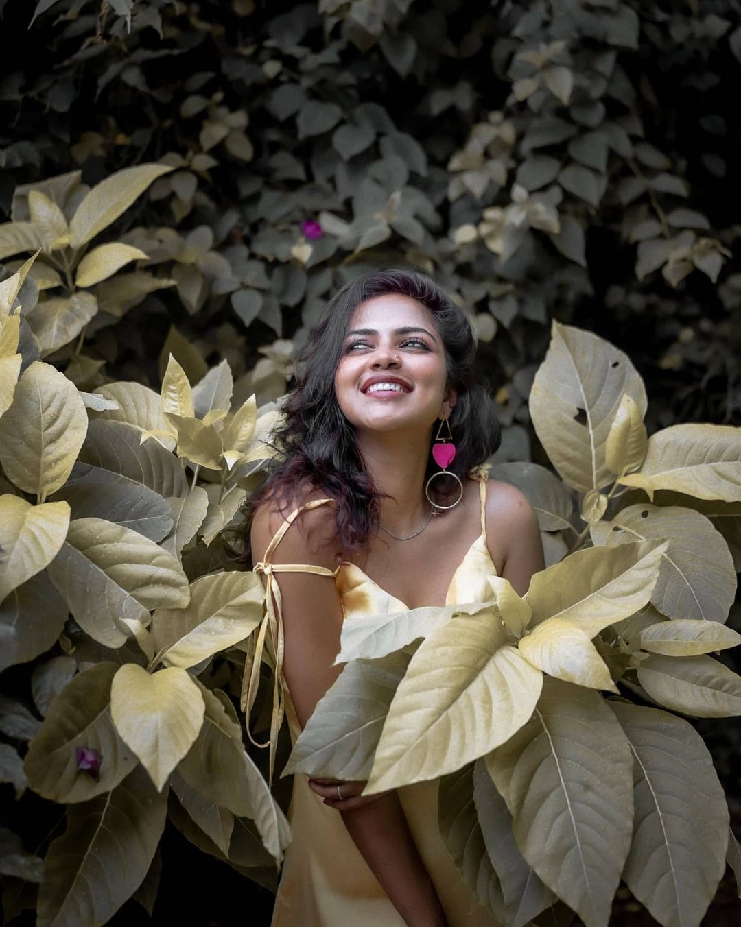 പുതുപുത്തന്‍ ലുക്കില്‍ അമല പോള്‍; ചിത്രങ്ങള്‍ ഏറ്റെടുത്ത് സോഷ്യല്‍ മീഡിയ, വൈറല്‍ ചിത്രങ്ങള്‍