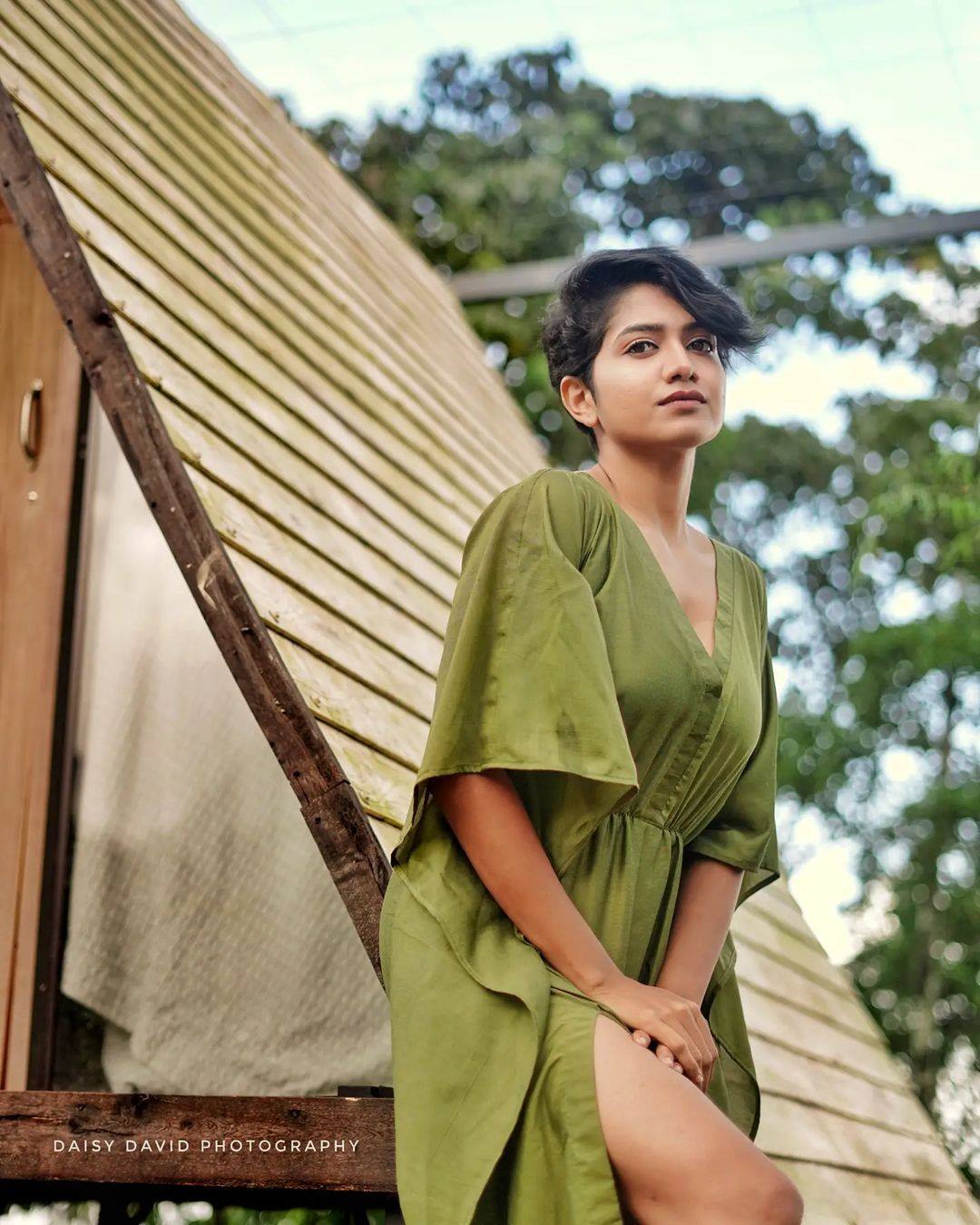 പച്ചപ്പില്‍ തിളങ്ങി അനാര്‍ക്കലി മരയ്ക്കാര്‍; പുതിയ ഫോട്ടോഷൂട്ട് കിടിലമെന്ന് ആരാധകര്‍