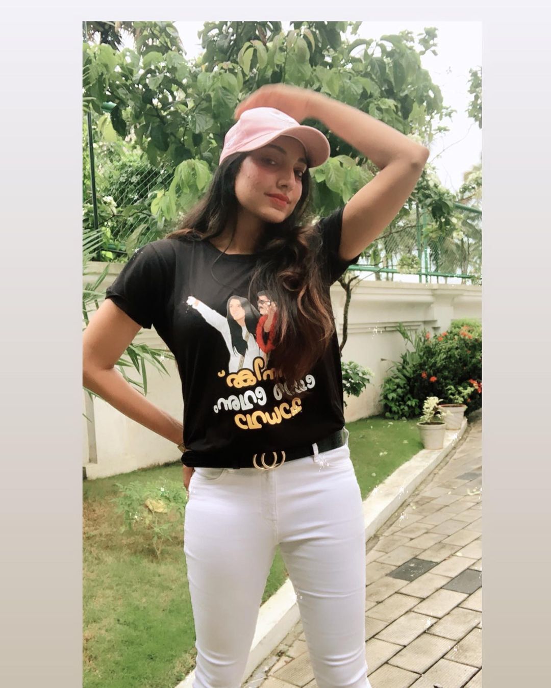 മുഗൾ രാജകുമാരിയെ പോലെ റിതു മന്ത്ര, പുതിയ ചിത്രങ്ങൾ കാണാം