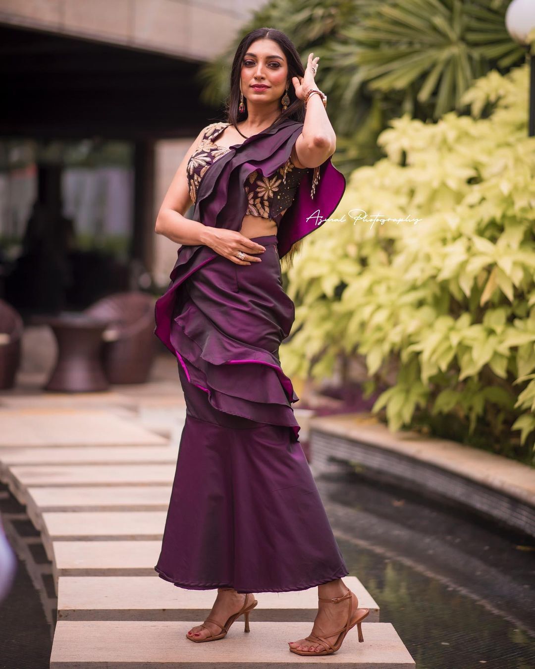 നാടൻ വേണോ മോഡേൺ വേണോ? ഇവിടെ എന്തും പോകും, റിതു മന്ത്രയുടെ ചിത്രങ്ങൾ വൈറൽ