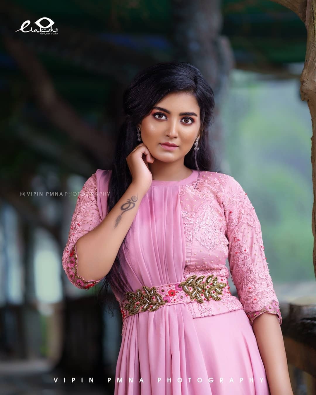 അതീവ സുന്ദരിയായി സ്‌നിഷ ചന്ദ്രന്‍; പുതിയ ഫോട്ടോഷൂട്ട് ട്രെന്‍ഡിംഗ്