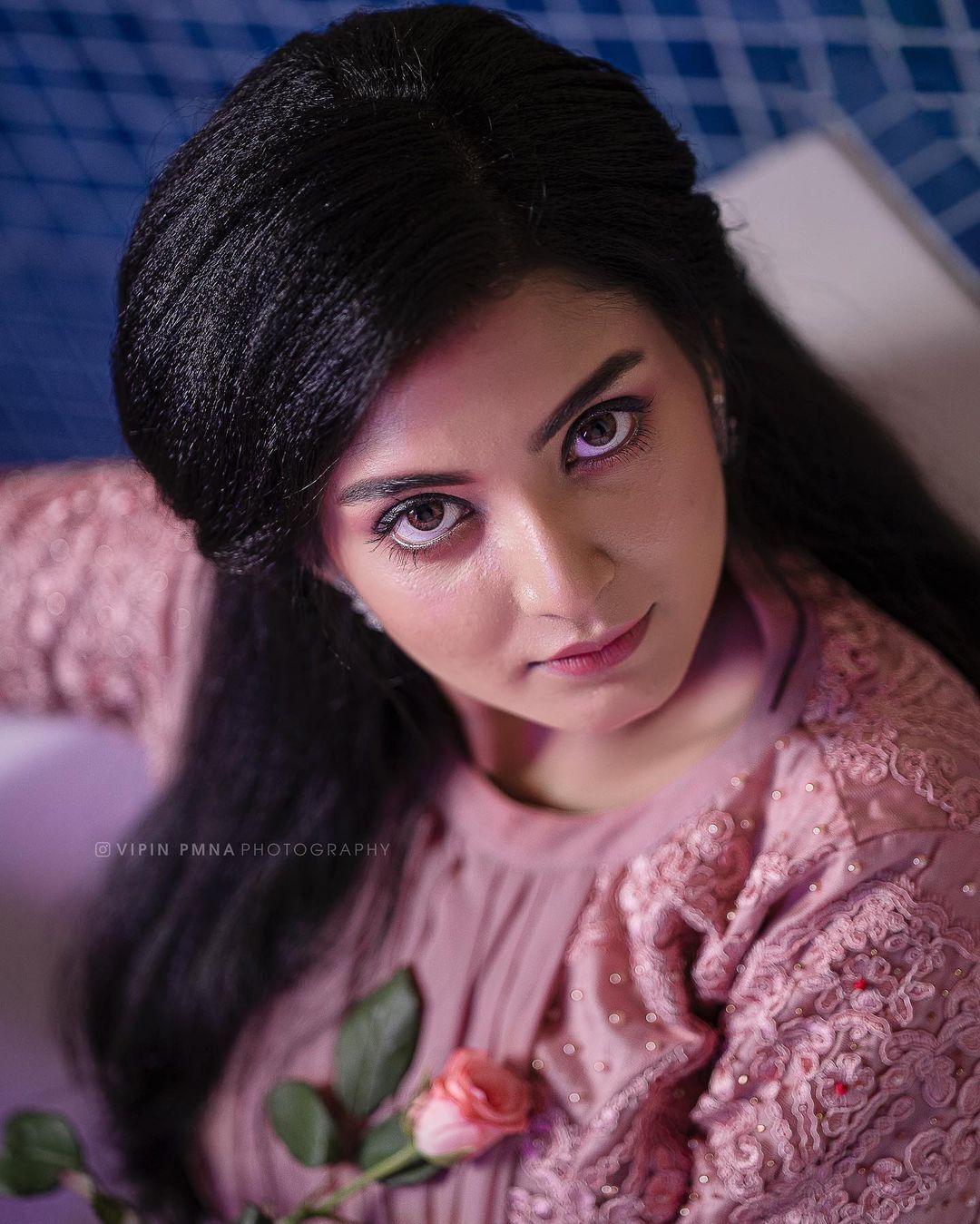 അതീവ സുന്ദരിയായി സ്‌നിഷ ചന്ദ്രന്‍; പുതിയ ഫോട്ടോഷൂട്ട് ട്രെന്‍ഡിംഗ്