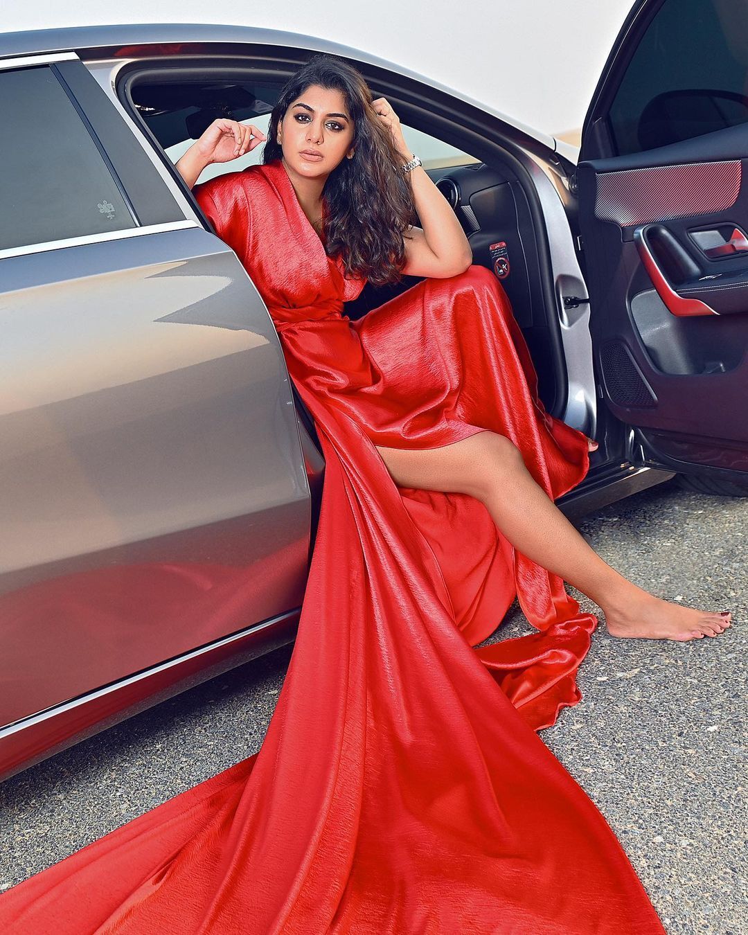 കറുപ്പഴകില്‍ സുന്ദരിയായി മീര നന്ദന്‍; സോഷ്യല്‍ മീഡിയയില്‍ വൈറലായി താരത്തിന്റെ പുതിയ ഫോട്ടോഷൂട്ട്