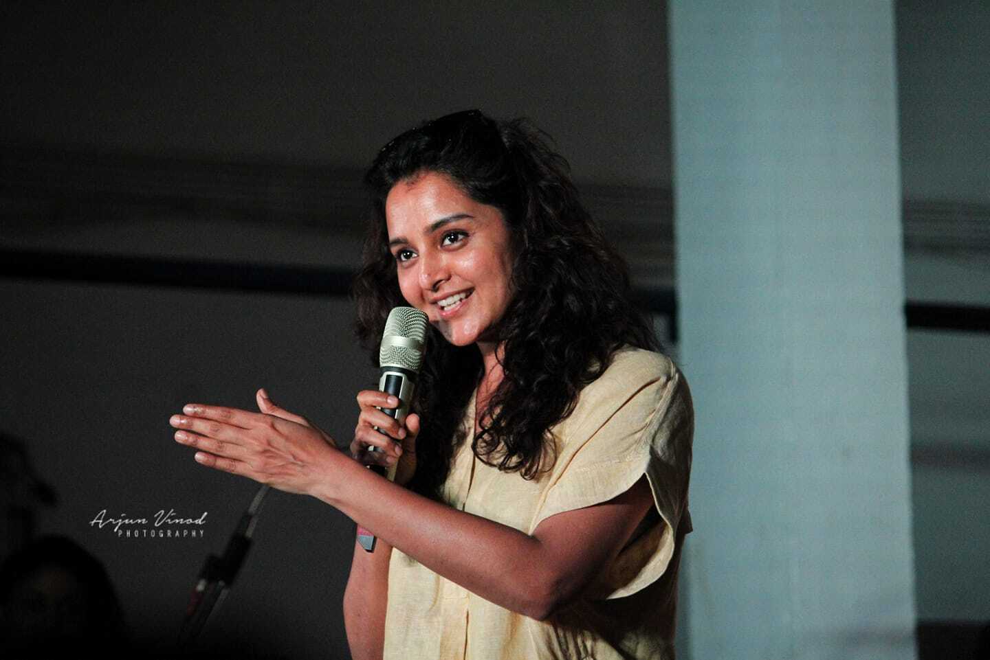 നിറഞ്ഞ് ചിരിച്ച് മഞ്ജു വാര്യർ, ഒപ്പം ബിരിയാണിയും ധ്യാനും ശ്രീനിവാസനും, ചിത്രങ്ങൾ കാണാം