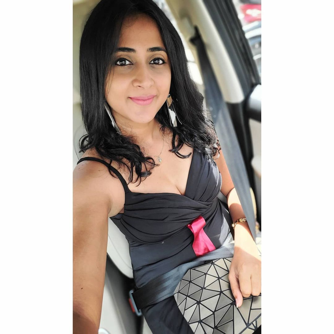 അടിപൊളി ലുക്കില്‍ കനിഹ; ടാറ്റൂ പൊളിച്ചെന്ന് ആരാധകര്‍, ഫോട്ടോസ് ഏറ്റെടുത്ത് സോഷ്യല്‍ മീഡിയ