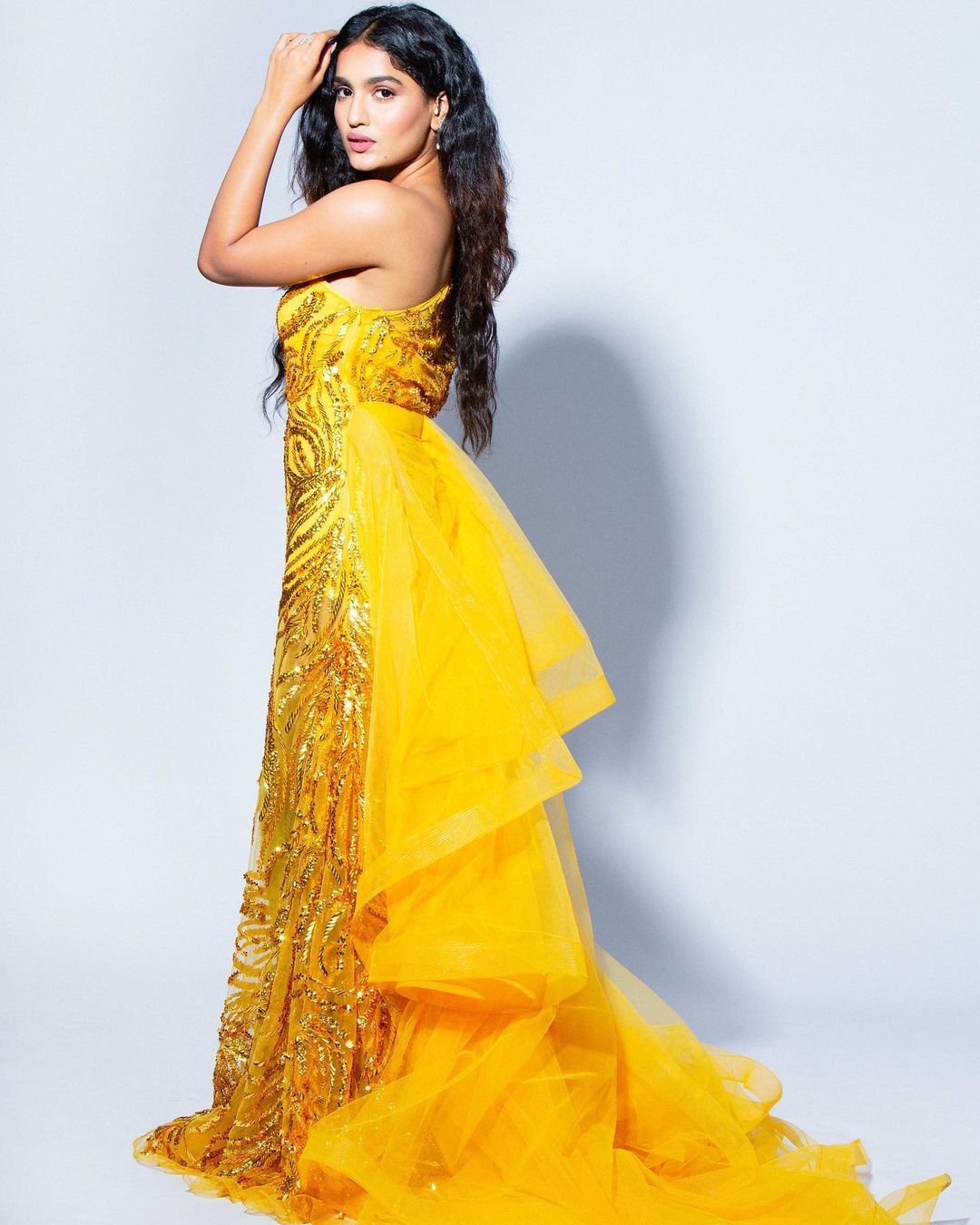 കിടിലന്‍ ലുക്കില്‍ സാനിയ അയ്യപ്പന്‍; സൂപ്പര്‍ ഹോട്ടെന്ന് ആരാധകര്‍, പുതിയ ഫോട്ടോഷൂട്ട് വൈറല്‍