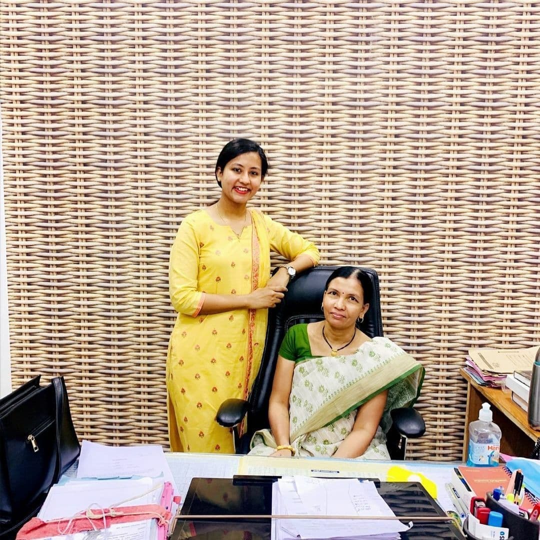 Priya Verma : 27 साल की वो Deputy Collector जो खूबसूरत होने के साथ—साथ दबंग भी 