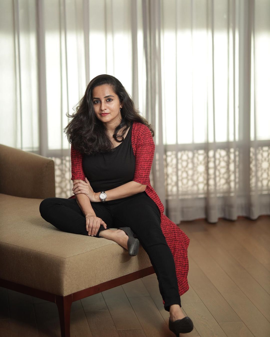 പുത്തന്‍ മേക്കോവറില്‍ ആരാധകരെ ഞെട്ടിച്ച് ഭാമ; ഫോട്ടോഷൂട്ട് പൊളിച്ചെന്ന് സോഷ്യല്‍ മീഡിയ