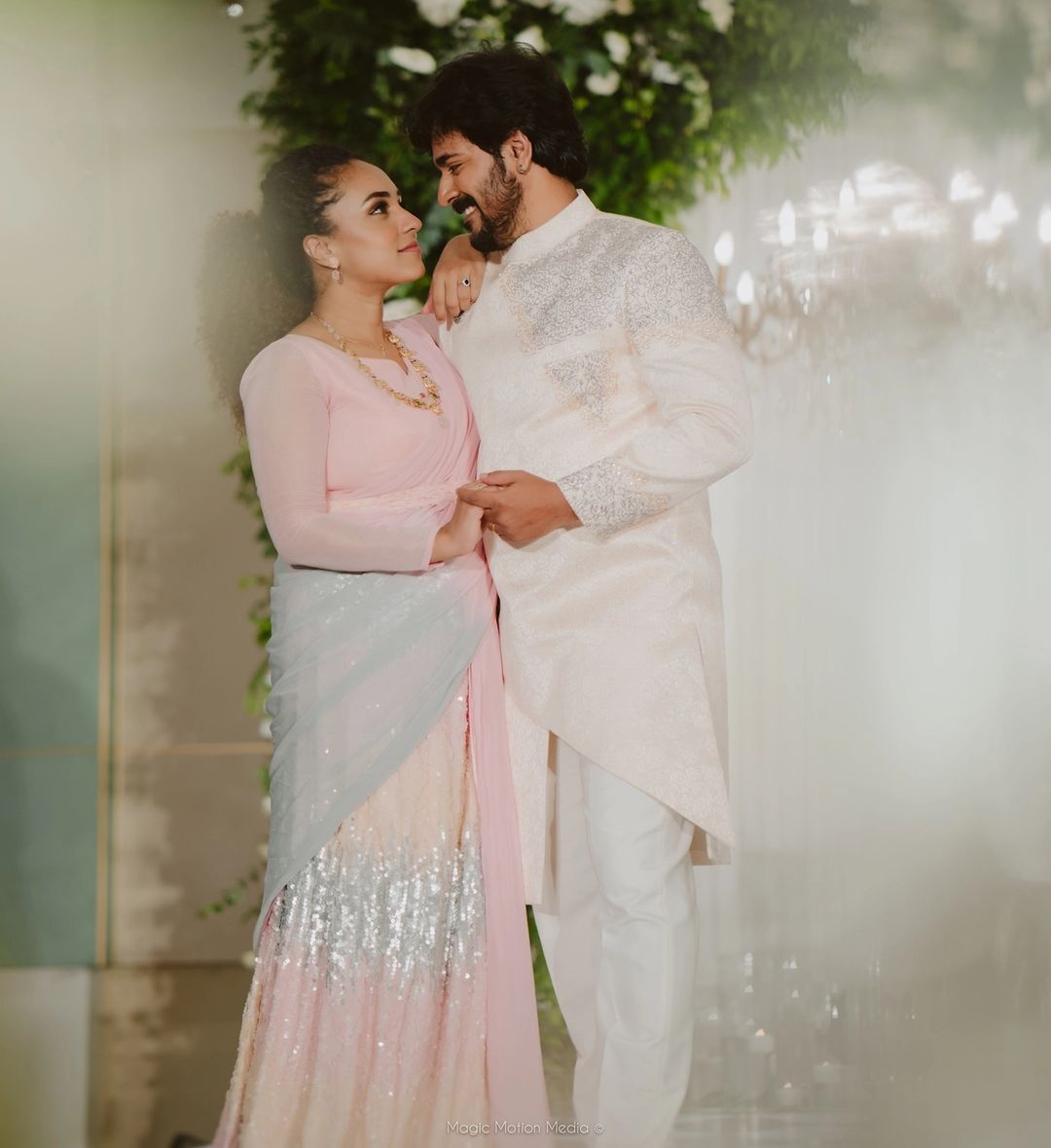 താരദമ്പതികളുടെ 3 വർഷം മുമ്പത്തെ സെൽഫി കാണാം, തരംഗമായി പേളിയും ശ്രീനീഷും