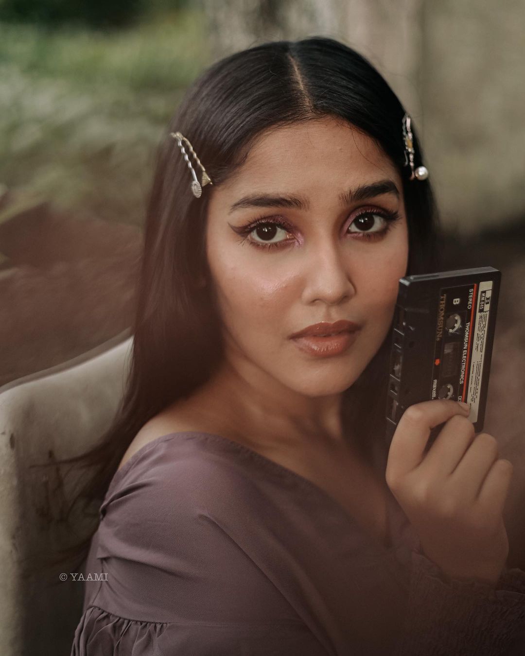 അനിഖ....ഇത് എന്തൊരു മാറ്റം; ജൂനിയര്‍ നയന്‍താരയെന്ന് ആരാധകര്‍; കിടിലന്‍ ഫോട്ടോഷൂട്ട് വൈറല്‍