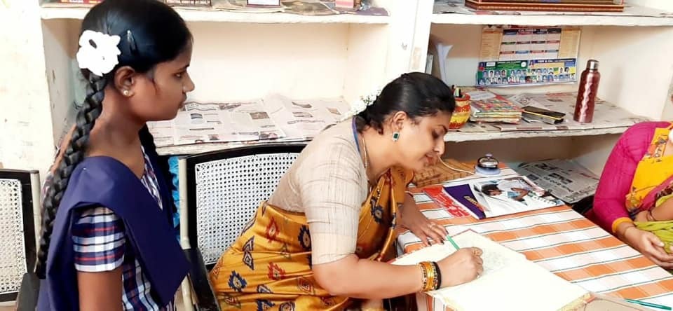 శభాష్ పుష్ప-రోజమ్మ చలువ-నీట్‌లో 89శాతం(ఫోటోలు)