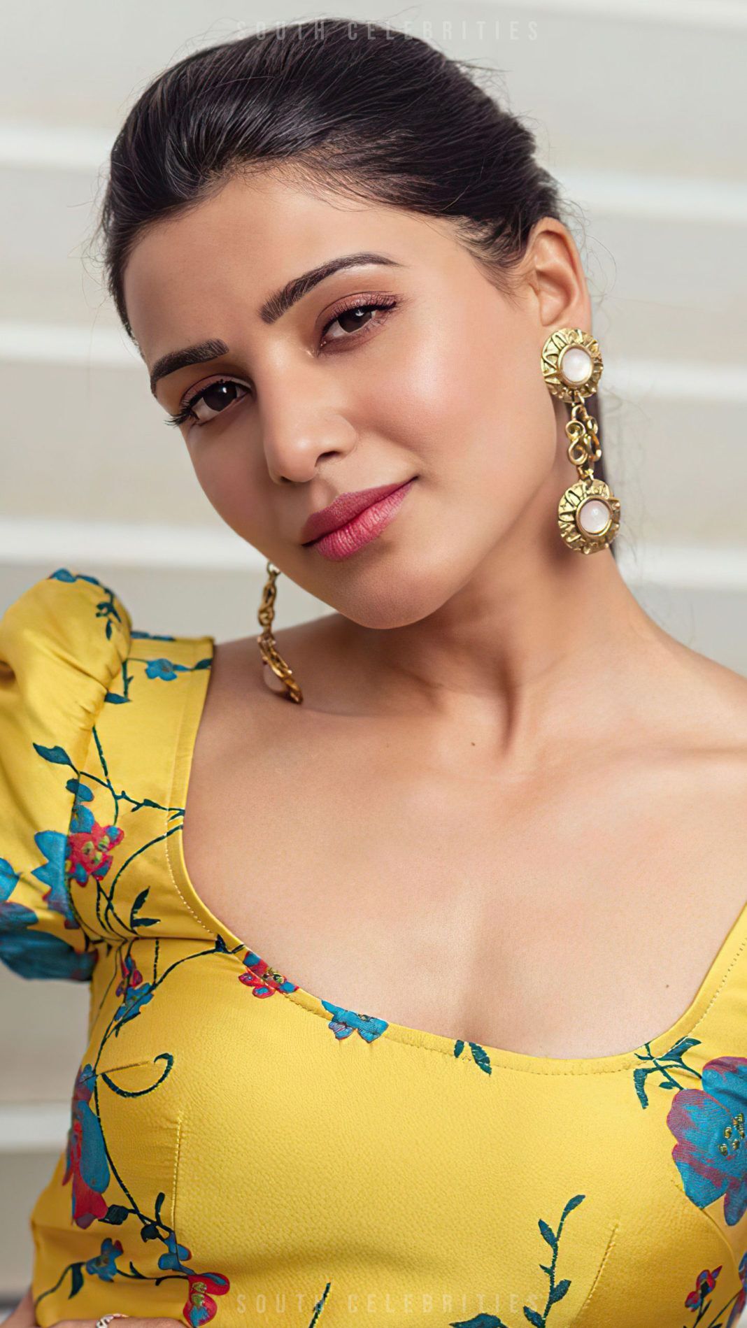 பாலிவுட்டில் அறிமுகமாகும் செம நடிகை...! நீங்க வந்தா மட்டும் போதும் என வாய்ப்பு கொடுத்த பாலிவுட் திரை..! செம உற்சாகத்தில் ரசிகர்கள்! 