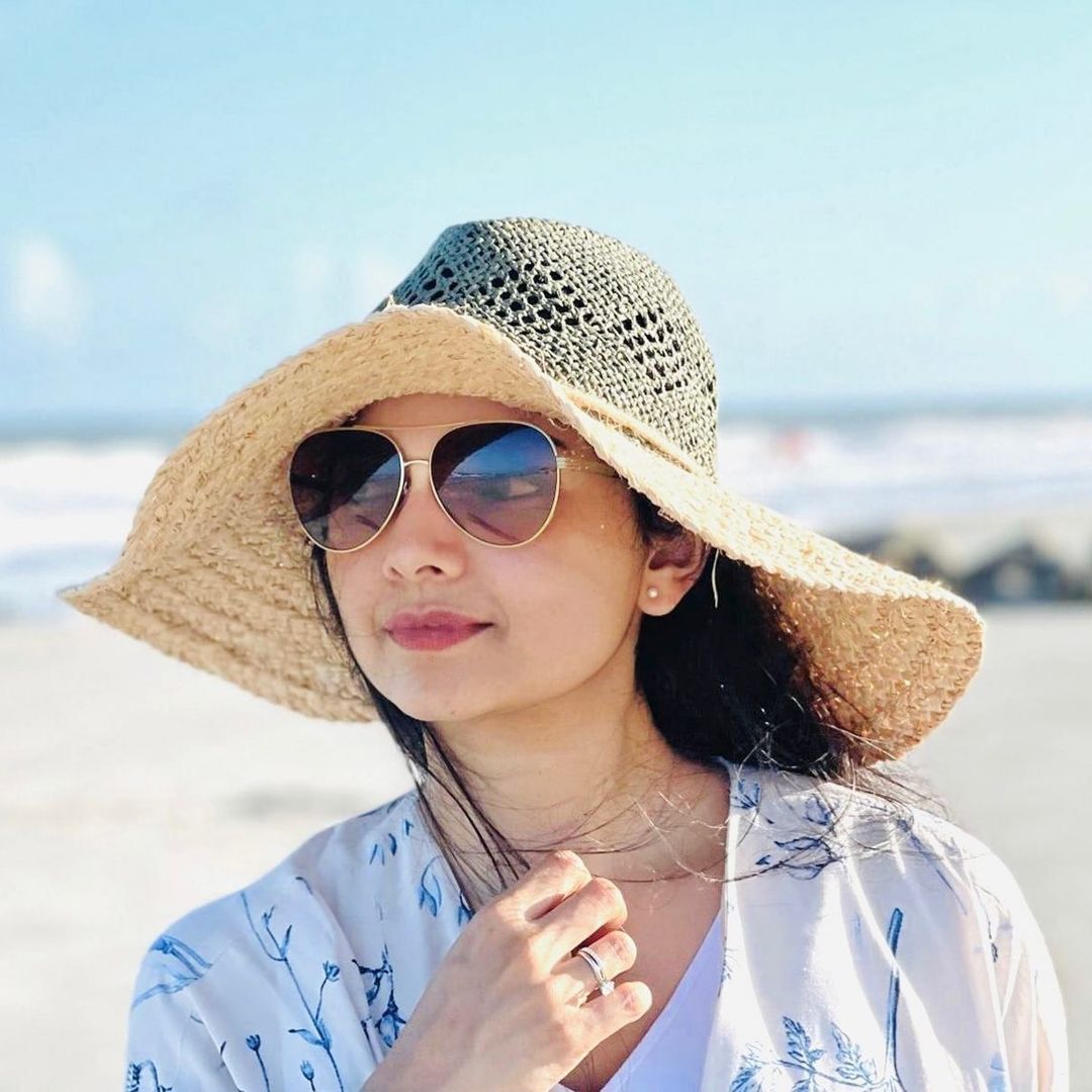 ഇത് മലയാളികളുടെ സ്വന്തം സംവൃത സുനില്‍: വൈറലായി പുതിയ ചിത്രങ്ങള്‍