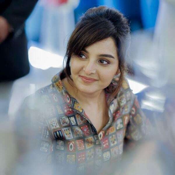 'ഇത് കൊറിയൻ രാജകുമാരി';മഞ്ജു വാര്യരുടെ പുതിയ ലുക്കും വൻ വൈറൽ..'മധുരപ്രതികാരം എന്ന് കേട്ടിട്ടേയുള്ളൂ'