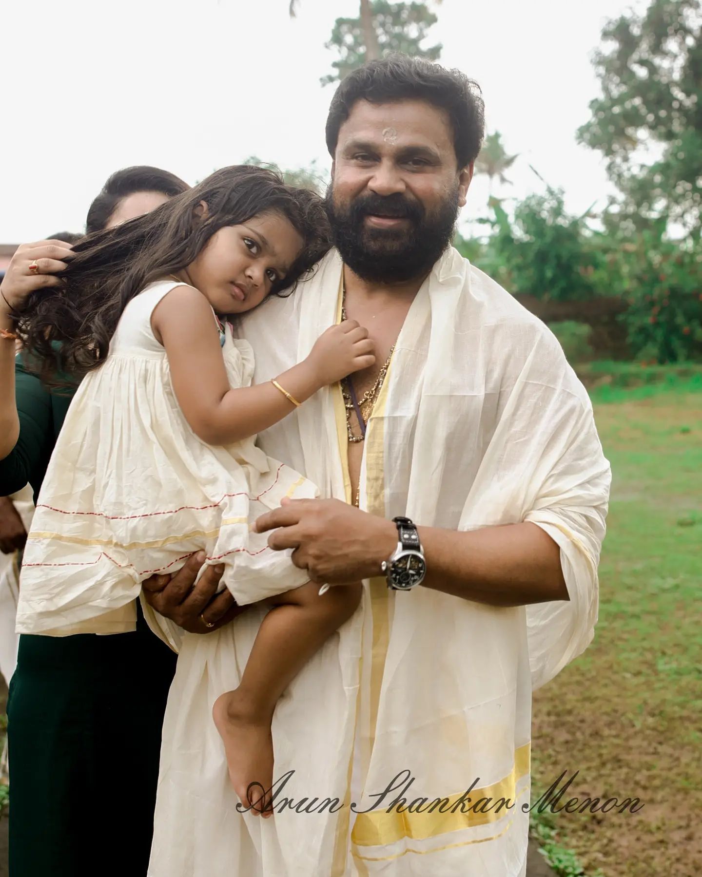  ഇത് പുതിയ ലുക്ക്.. കട്ട താടിയിൽ ദിലീപ് ..'വോയ്സ് ഓഫ് സത്യനാഥൻ' ഷൂട്ടിംഗ് ചിത്രങ്ങൾ വൈറൽ 