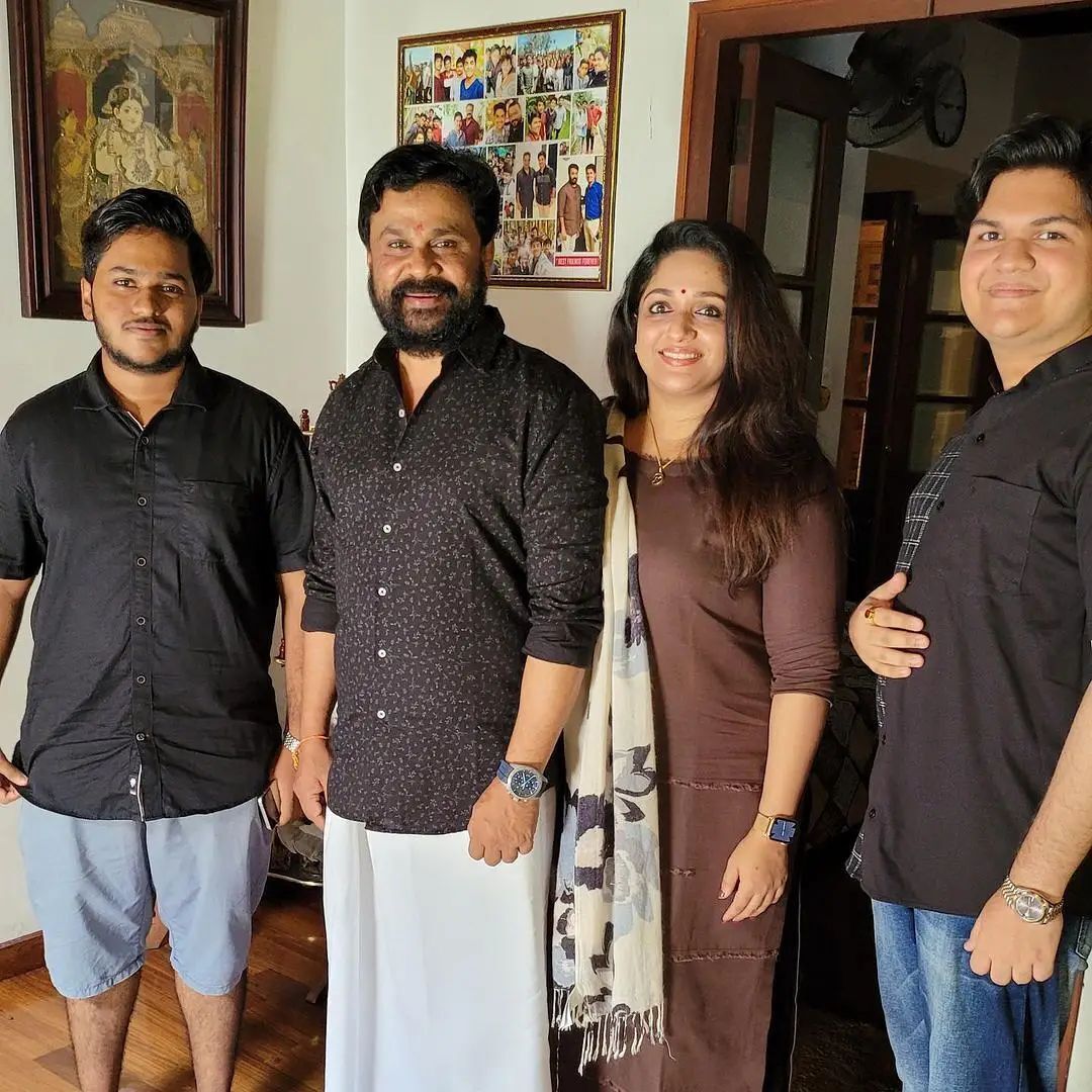  ഇത് പുതിയ ലുക്ക്.. കട്ട താടിയിൽ ദിലീപ് ..'വോയ്സ് ഓഫ് സത്യനാഥൻ' ഷൂട്ടിംഗ് ചിത്രങ്ങൾ വൈറൽ 