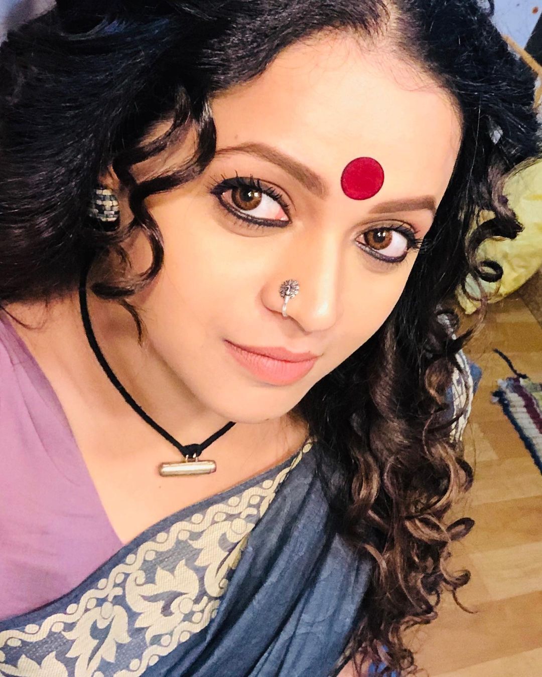  'ഇത് തലൈവി ഡാ'..വെറുതേയാണോ ഭാവനയെ ആളുകൾക്ക് ഇത്ര ഇഷ്ടം.. ' ആ നോട്ടം ഒരു രക്ഷേം ഇല്ല'