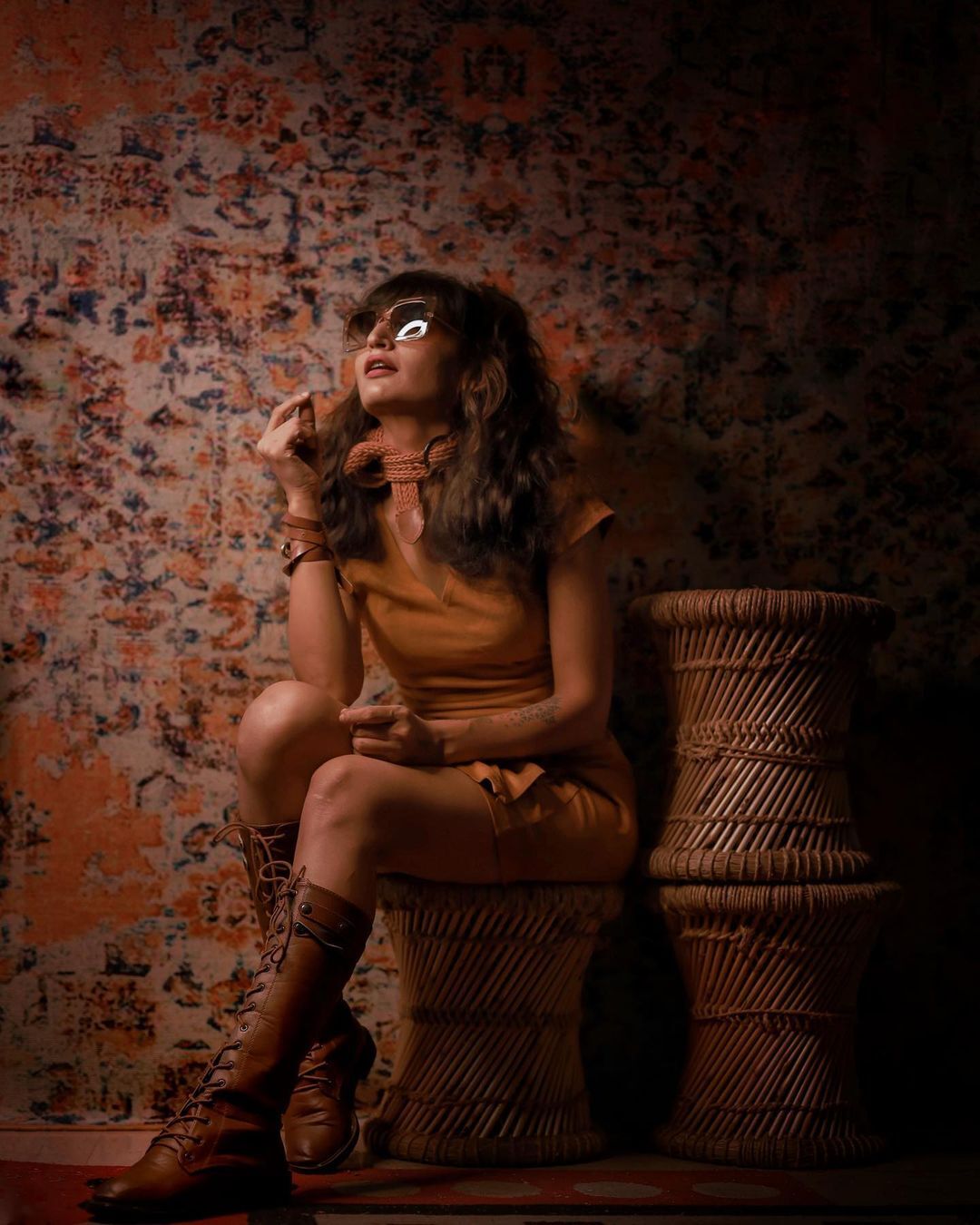 ഈ ലുക്ക് പൊളിച്ചടുക്കി: ഡിംപല്‍ ഭാലിന്റെ പുത്തന്‍ ഗെറ്റപ്പ് ഏറ്റെടുത്ത് ആരാധകര്‍ 