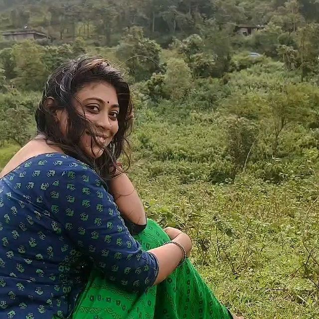 സിംപിള്‍ താര വിവാഹം; നടി ദിവ്യ ഗോപിനാഥും സംവിധായകന്‍ ജുബിത്തും വിവാഹിതരായി; ചിത്രങ്ങള്‍