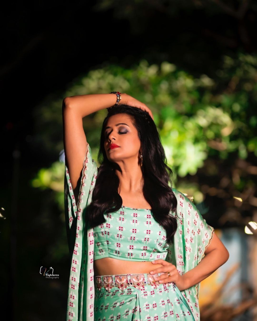 പൊളി ലുക്ക്; എന്തൊരു ഗ്ലാമര്‍ ആണിത്, പ്രിയാമണിയുടെ പുതിയ ചിത്രങ്ങള്‍ വൈറലാവുന്നു