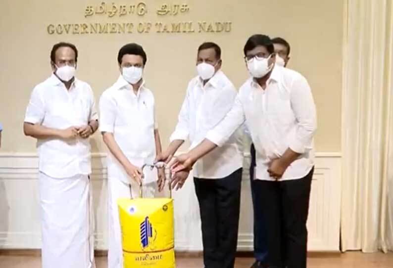 வலிமை சிமெண்ட் விற்பனைக்கு தயார்....!  தமிழக அரசின் மலிவு விலை சிமெண்டை முதல்வர் ஸ்டாலின் அறிமுகப்படுத்தினார்!