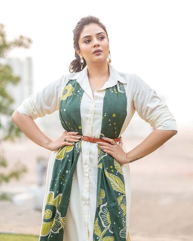 రాములమ్మ రచ్చ మామూలుగా లేదుగా(ఫోటోలు)