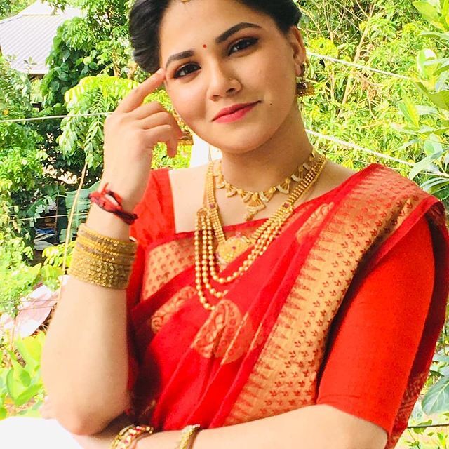 റൂബി ജുവലിന്റെ നിക്കാഹ് കഴിഞ്ഞു; വിവാഹ ചിത്രങ്ങള്‍ ഏറ്റെടുത്ത് ആരാധകര്‍