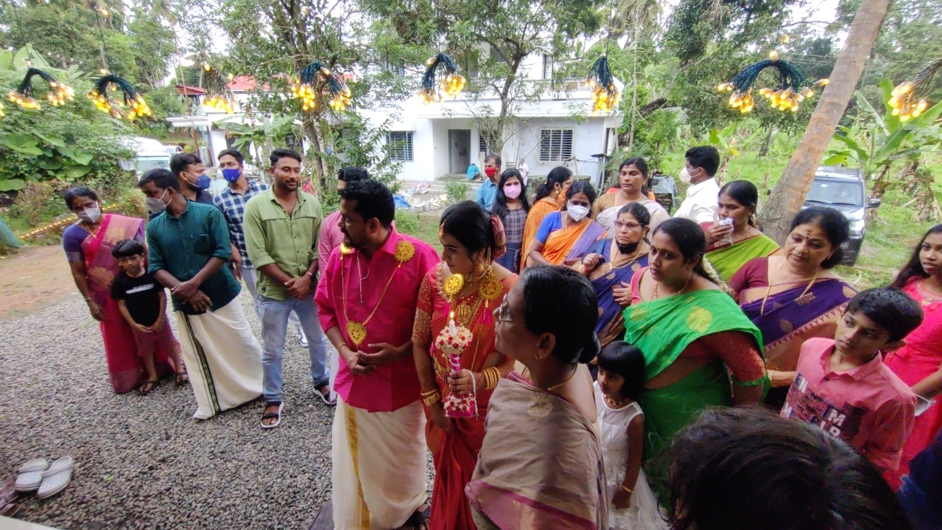 നടി അപ്‌സര രത്‌നാകരനും സംവിധായകന്‍ ആല്‍ബി ഫ്രാന്‍സിസും വിവാഹിതരായി, ചിത്രങ്ങള്‍ കാണാം
