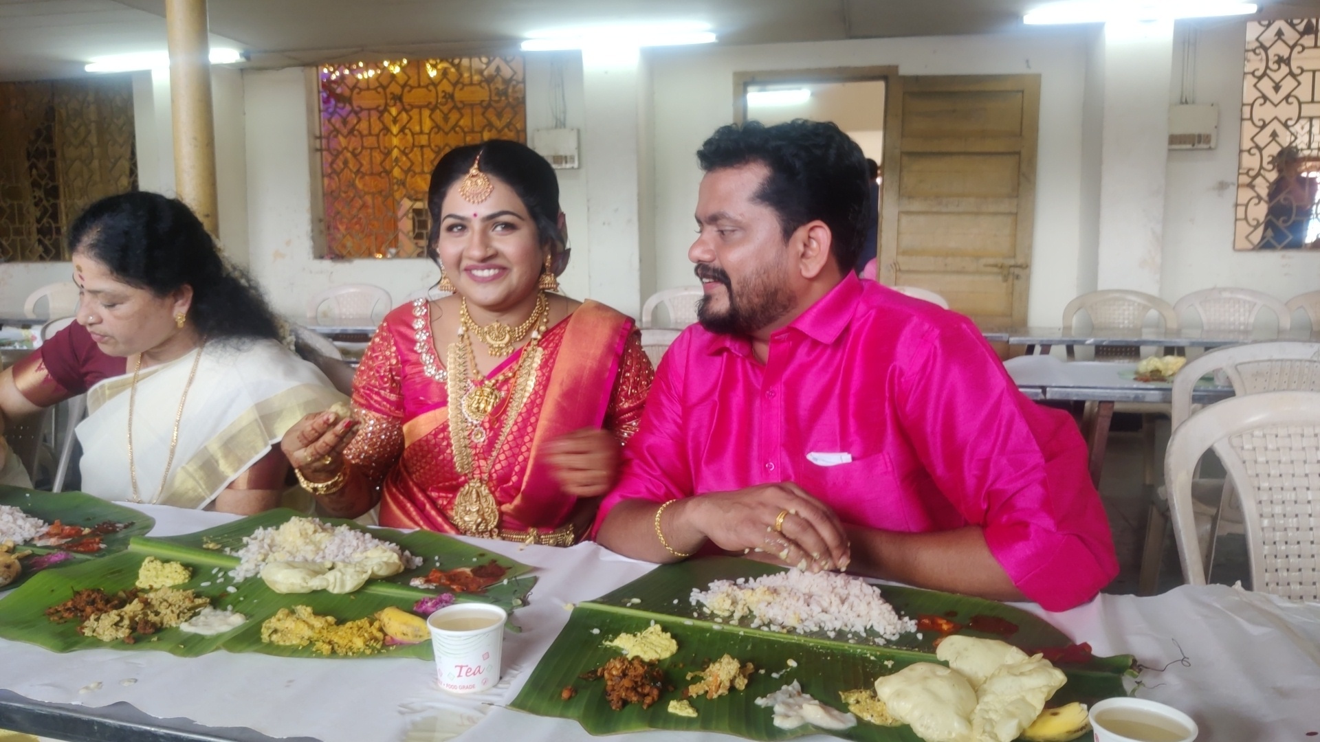 നടി അപ്‌സര രത്‌നാകരനും സംവിധായകന്‍ ആല്‍ബി ഫ്രാന്‍സിസും വിവാഹിതരായി, ചിത്രങ്ങള്‍ കാണാം