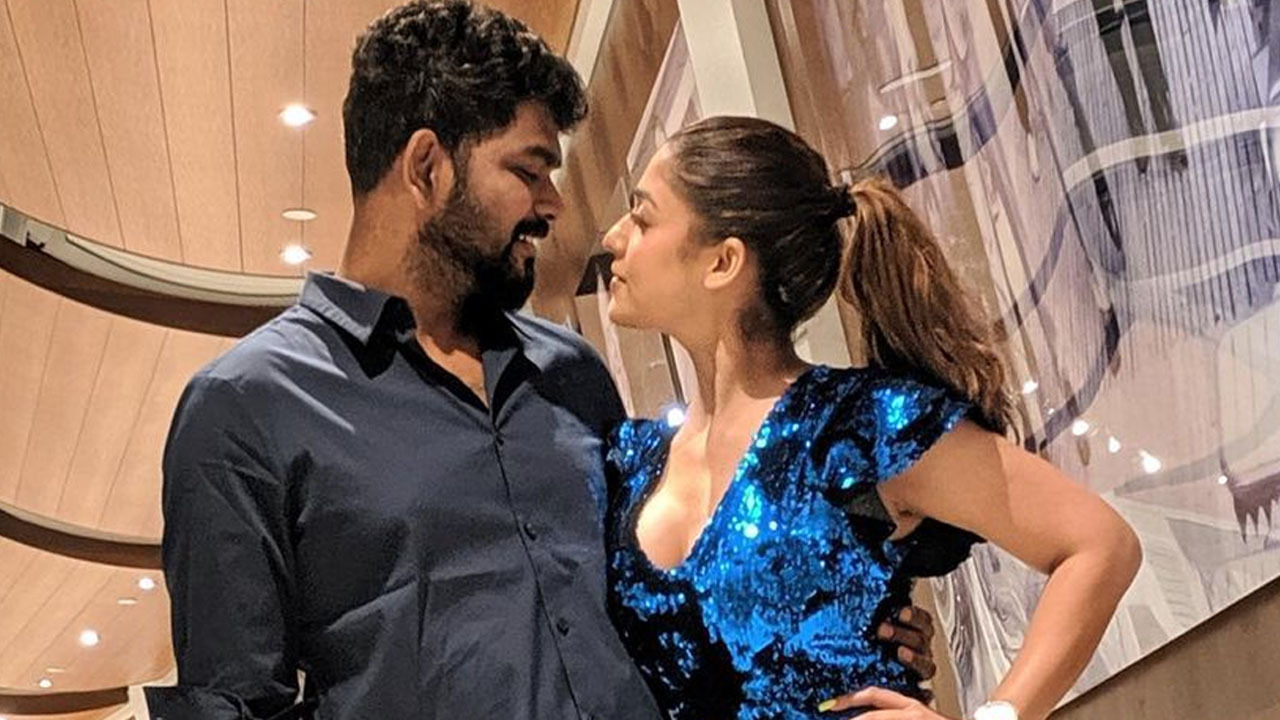 யம்மாடியோ.. லேடி சூப்பர்ஸ்டார் வாங்கியுள்ள புதிய பிளாட்டின் விலை எவ்வளவு தெரியுமா? விலையை கேட்ட அப்படியே ஷாக் ஆகிடுவீங்க!!