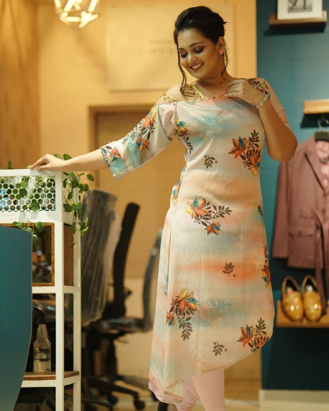 ഇത് എന്ത് വേഷമാണ്, നടിയുടെ സ്റ്റൈലൻ ചിത്രം വൈറലാവുന്നു