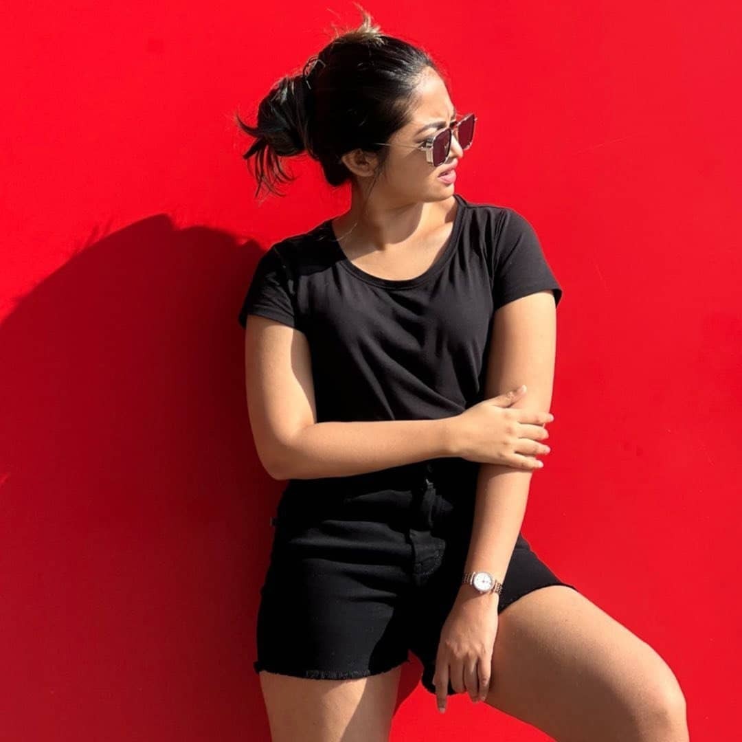 ഷാലിന്‍... ഹോളിവുഡിലേക്കുള്ള പോക്കാണോ; എന്തൊരു മാസ് ലുക്കാണെന്ന് ആരാധകര്‍