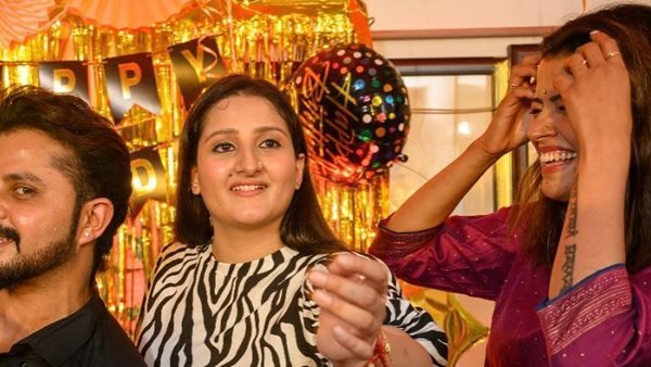 ശ്രീശാന്തിന്റെ പിറന്നാളാഘോഷത്തിന് അമൃതയെത്തി, ശ്രീയുടെ സുഹൃത്ത് ബാല വന്നില്ലേയെന്ന് ഫാൻസ്