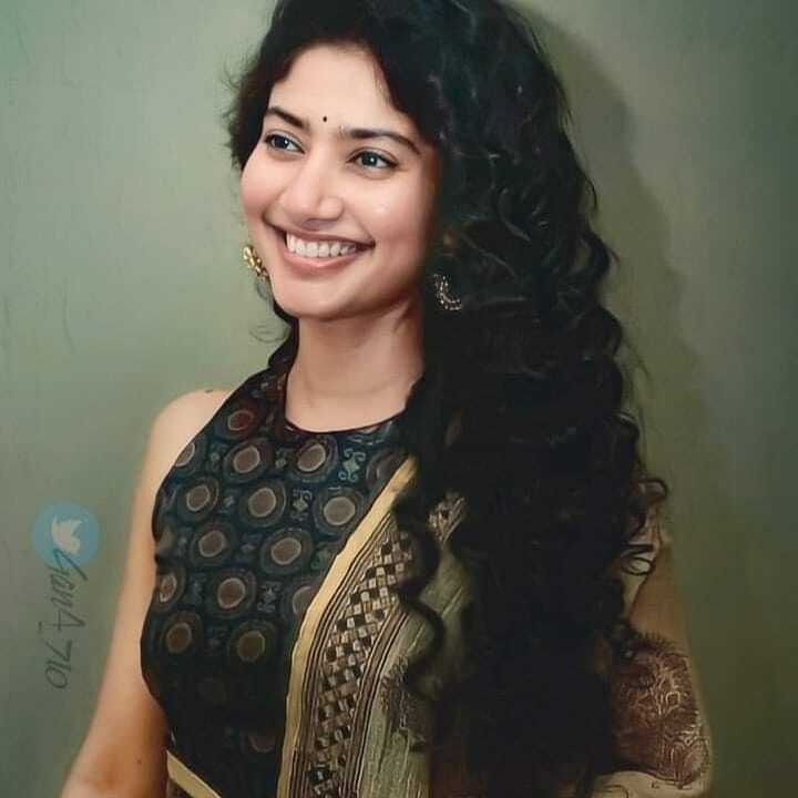 ഈ കരച്ചിലുകാരി കുഞ്ഞാവ ആരെന്ന് മനസ്സിലായോ? ഇന്ന് മനംമയക്കുന്ന സുന്ദരി, ചിത്രങ്ങൾ കാണാം