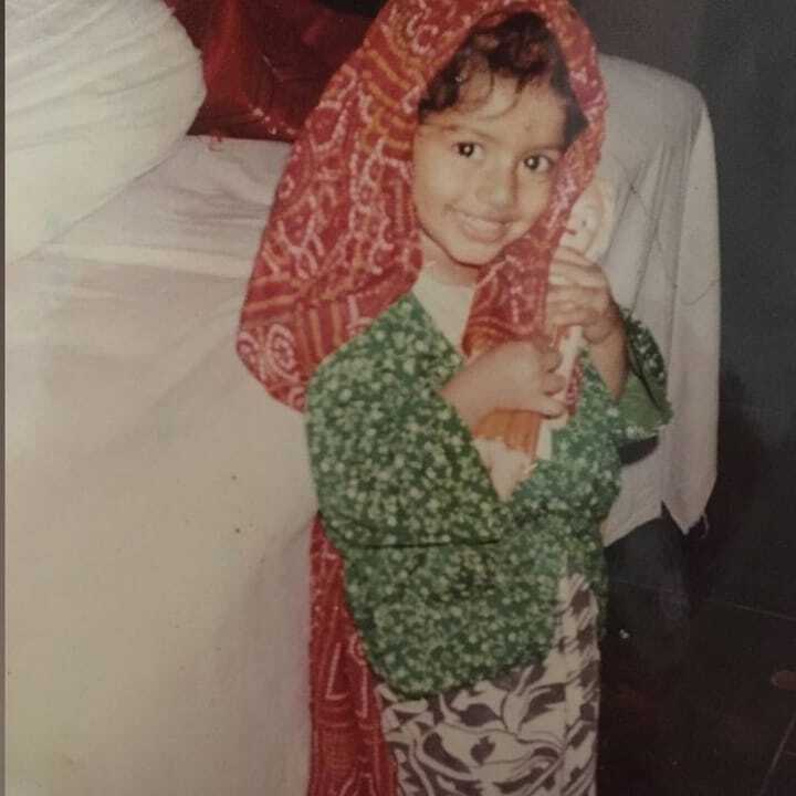 ഈ കരച്ചിലുകാരി കുഞ്ഞാവ ആരെന്ന് മനസ്സിലായോ? ഇന്ന് മനംമയക്കുന്ന സുന്ദരി, ചിത്രങ്ങൾ കാണാം