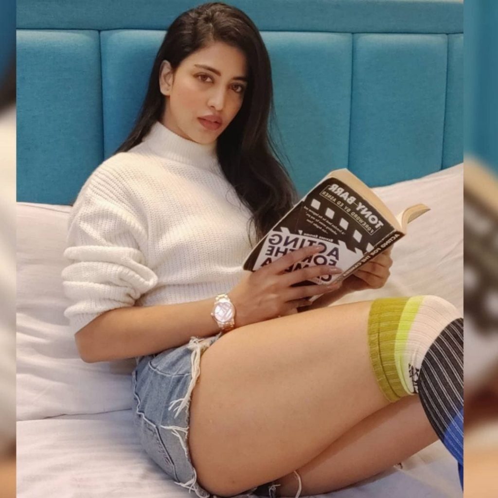 लेटेस्ट तस्वीरों में बेहद Hot दिख रही हैं साउथ फिल्मों में धमाल मचाने वालीं एक्ट्रेस दक्षा नागरकर