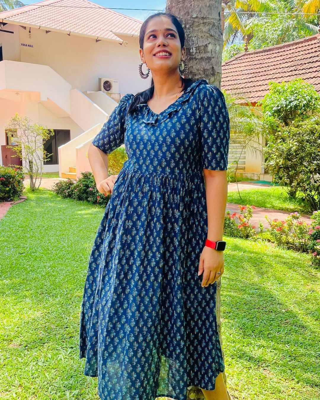 'കാത്തിരിപ്പിലാണ് ഞങ്ങള്‍'; പുതിയ സന്തോഷം പങ്കുവച്ച് കുടുംബ വിളക്ക് താരം ആതിര